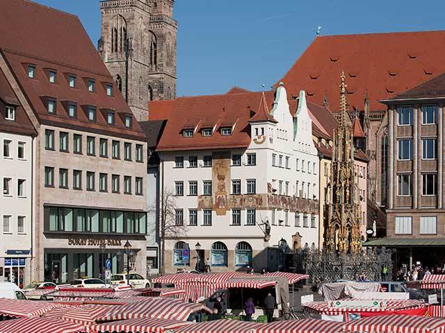 Sorat Hotel Saxx Nürnberg Exterior foto