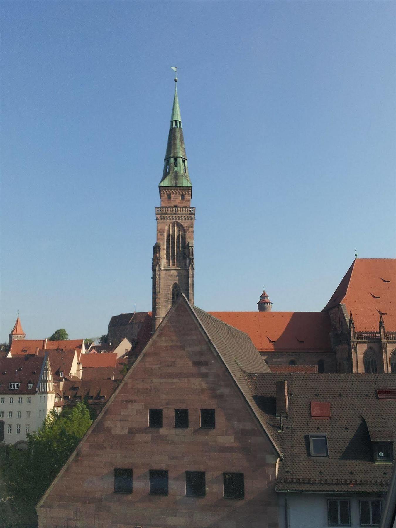 Sorat Hotel Saxx Nürnberg Exterior foto